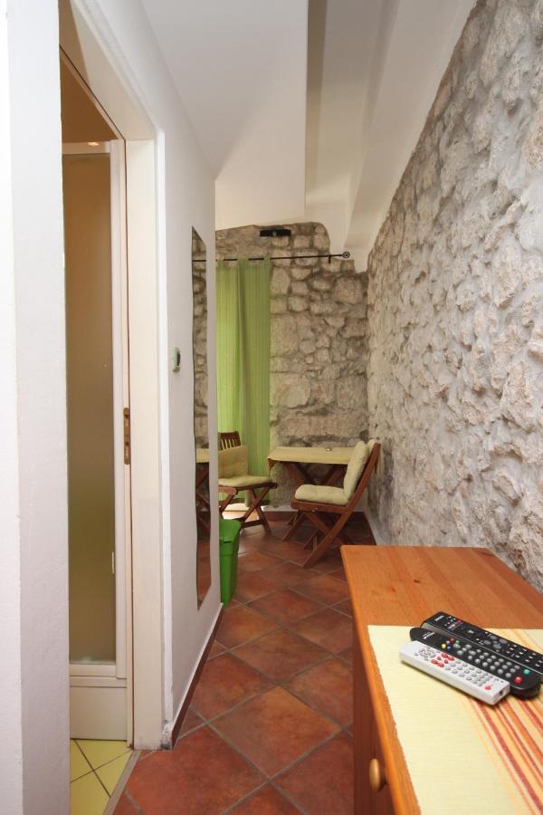 Apartments By The Sea Gradac, Makarska - 6661 Gradac  Esterno foto