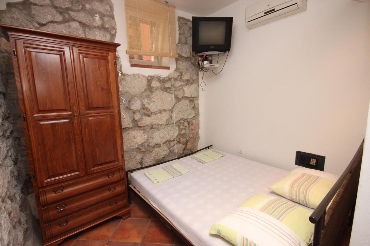 Apartments By The Sea Gradac, Makarska - 6661 Gradac  Esterno foto